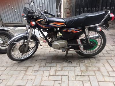 Honda CG 125 2017 model 03258832304