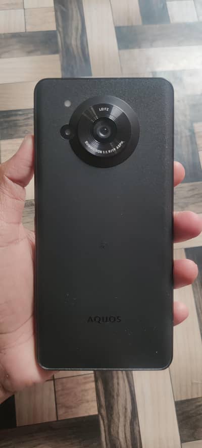 aquos r7 12/256