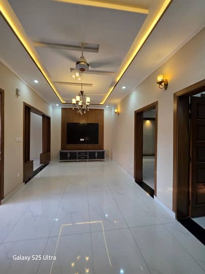 Brend New House Luxury House For Rent