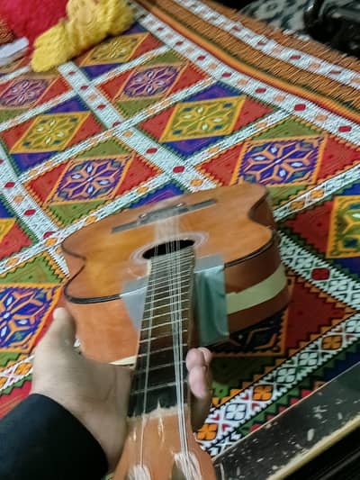 Dubai Guitar Best For Singing