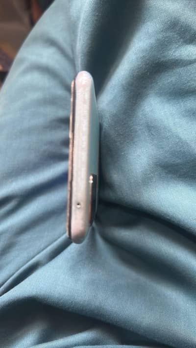 Oppo A76 6 128 box and charger