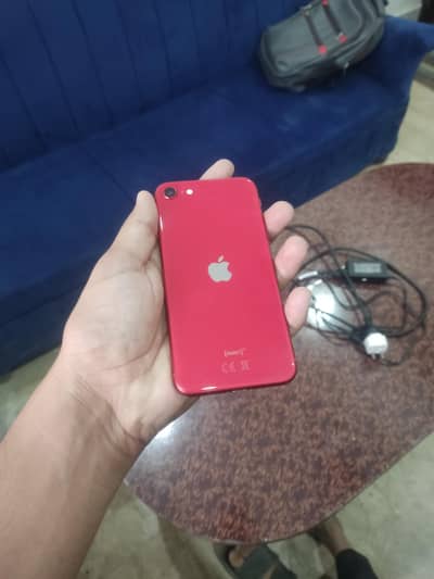 I phone se water pack 4 months sim Time