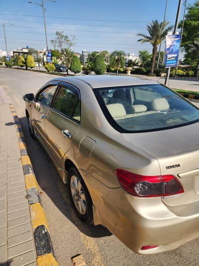 toyota corolla altis 1.8