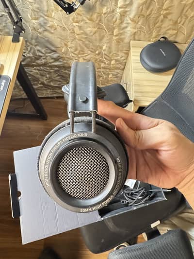 Philips Fidelio X2HR Hi-Res Open-Back Headphones (Audiophile Grade)