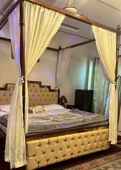 bed set with out Matress