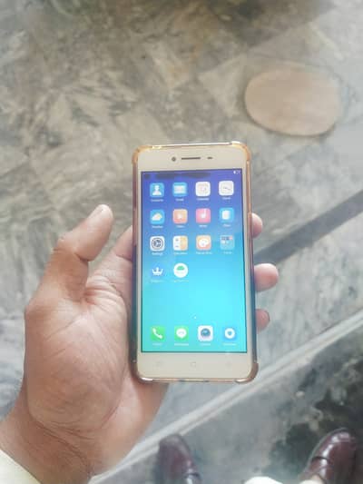 OPPO A37