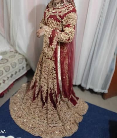 bridal lahnga /barat dress /barat lahnga / wedding dress/
