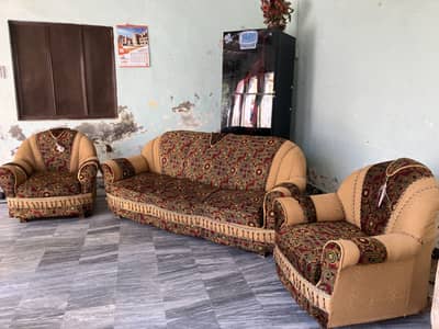 5 Seater Sofa Set (only one week use) with beautiful cover