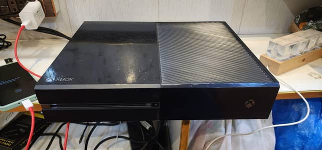 Xbox One 500GB Jailbreak