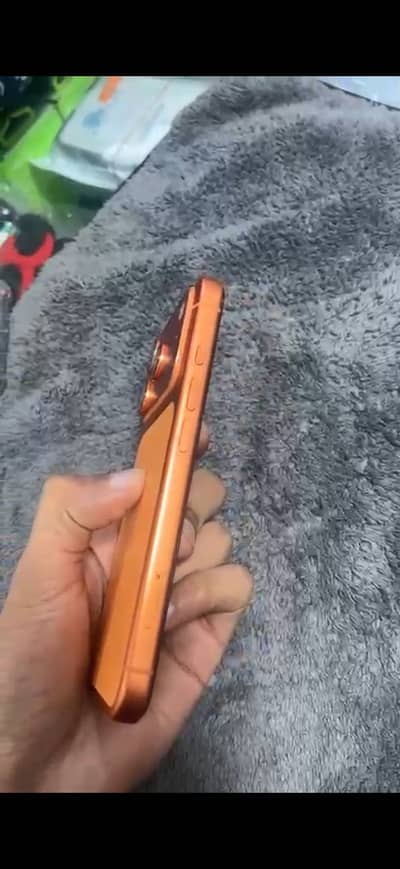 Iphone 17 pro physical daul sim orange with box orignal data cable