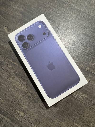 Apple iPhone 17 Pro Max 1TB Blue – Urgent Sale