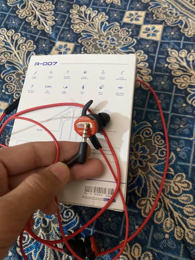 Only 3 days used ronin handfree R-007 best for gaming