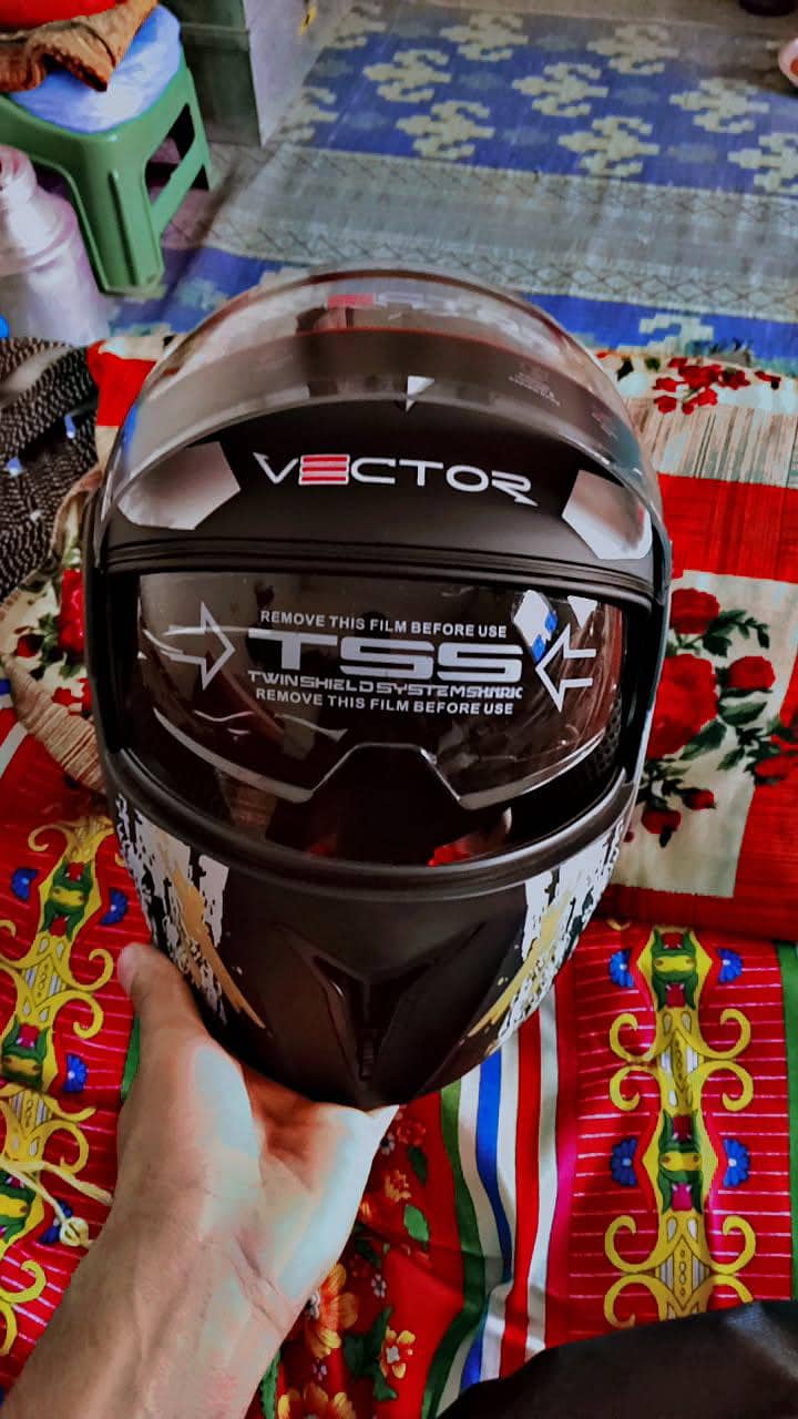 vector helmet 4
