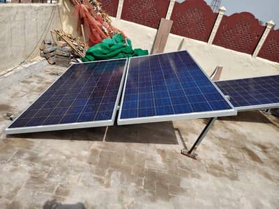 03 Used 370 watt Solar Panels with Glaren Stands and Controller