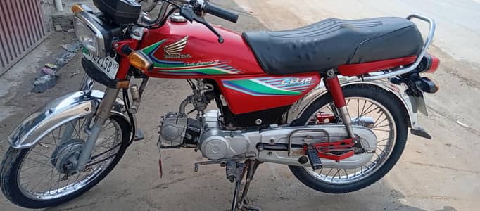 Honda CD 70 for sale