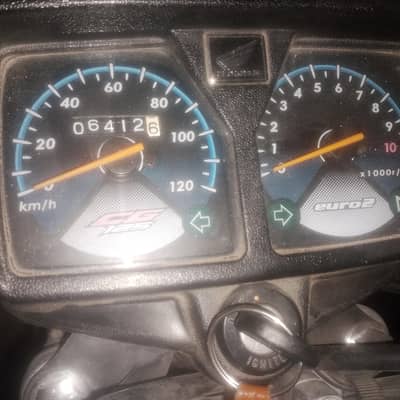 All original bike 10 by 10 scratchless