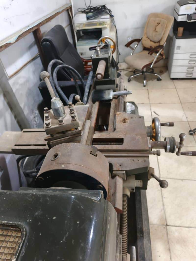 LATHE MACHINE 4