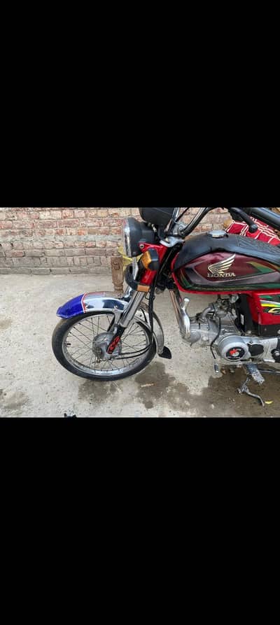 onlny one hand use total documents clear