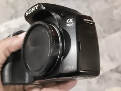 sony a3500 mirrorless dslr camera with for sale