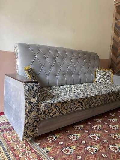 Sofa set urgent for sale