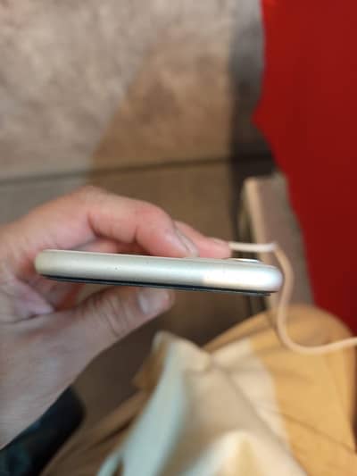 IPhone 11 (JV) White