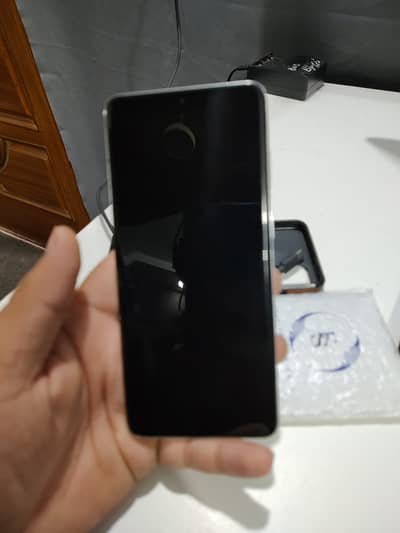 Samsung Galaxy S20 Plus - 100% Original & Dotless Condition