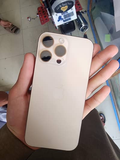 IPhone 16 Pro Max jv