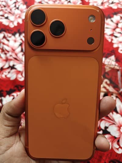 Iphone 17 pro max 256 JV. 40 Cycles only