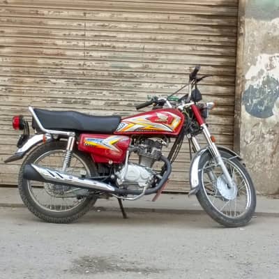 Honda CG 125 2025