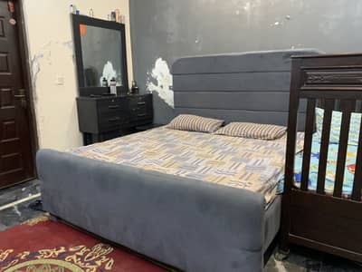 Bed + side table + mirror and dressing table