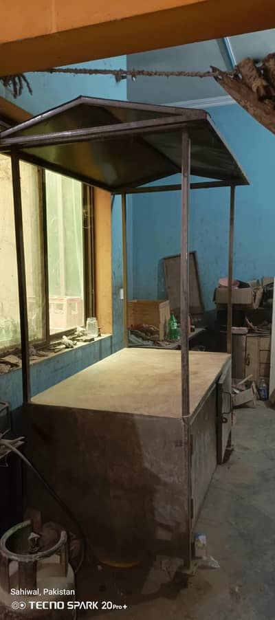 Burger and shawarma counter VIP condition for sale in reasonable price