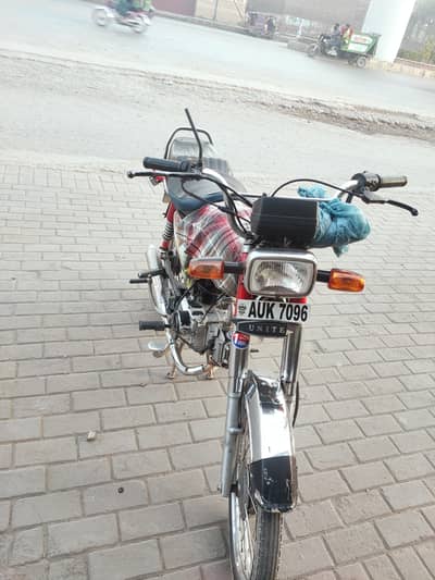 United bike 2024 good condition petrol average good