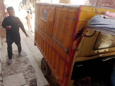 Rickshaw TezRaftar loader