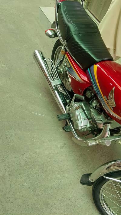 Honda | CG 125cc  | Model 2011 | Contact WhatsApp: *03266773676* |