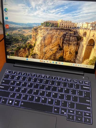 Lenovo i7 13 generation 10/10 03221857003