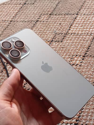 iPhone 15 Pro Max Natural Titanium Jv