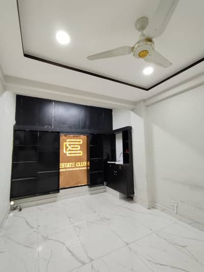 G/11 Markaz 1st Floor 11x18 Shop Available For Sale Rent Income 35k