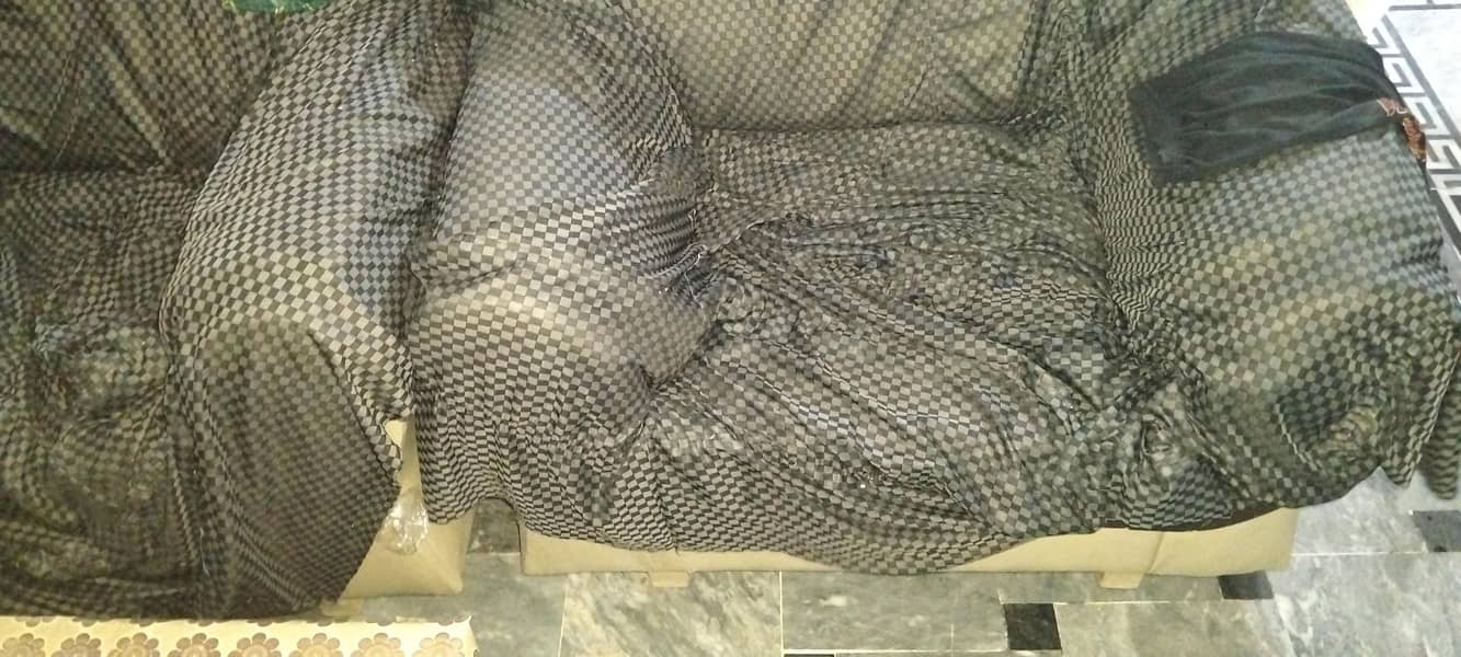 sofa set new codiction 4