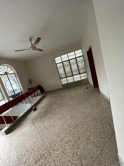 Allama Iqbal Town 10 Marla Upper Portion For Rent