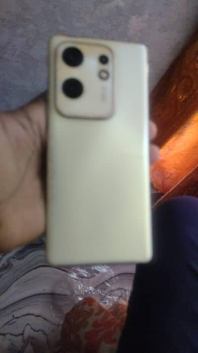 mobile my kase b kasm ka koi masla niy ha price finally ha bas mat kar