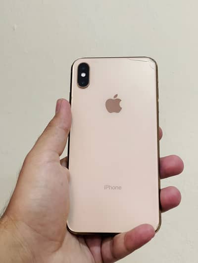 iPhone xs max 64gb PTA approved (minor Back cracked)