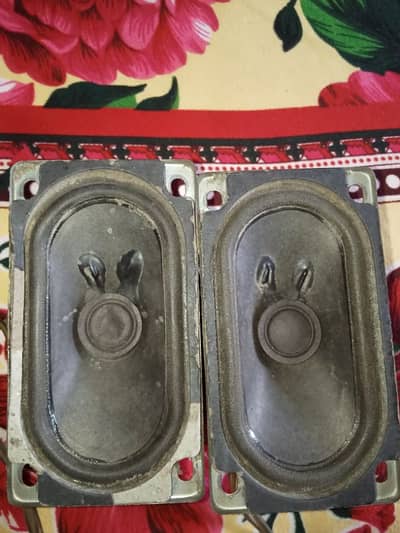 tractor speaker box sale. or b hen