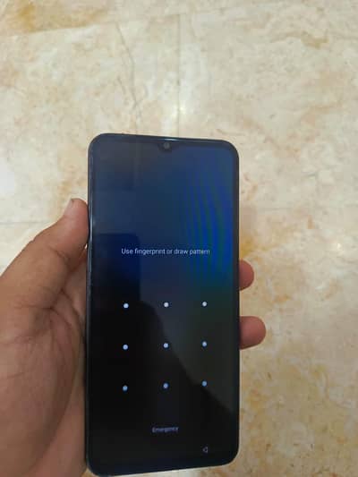 Vivo Y18   8  128 imported thailand