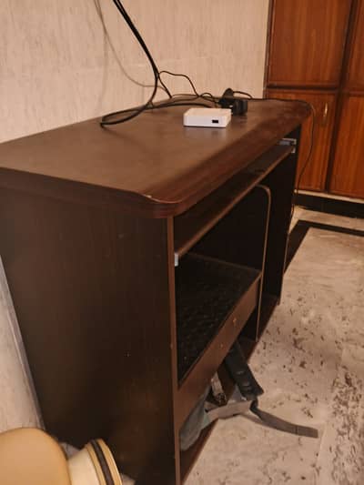 TV trolly and Working table for sale