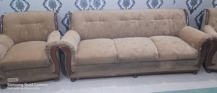 Make Your Lounge Look Stylish Without High Cost – 5 Seater Sofa