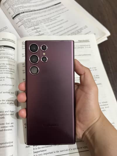 samsung s22 ultra burgundy edition