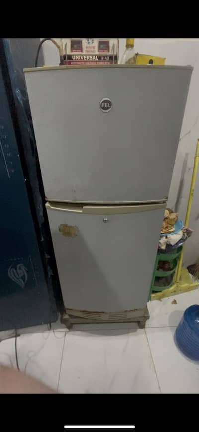 Pel refrigerator in good and working condition
