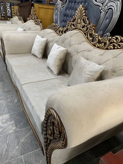 Sofa 6 seatr granted material 10yrs