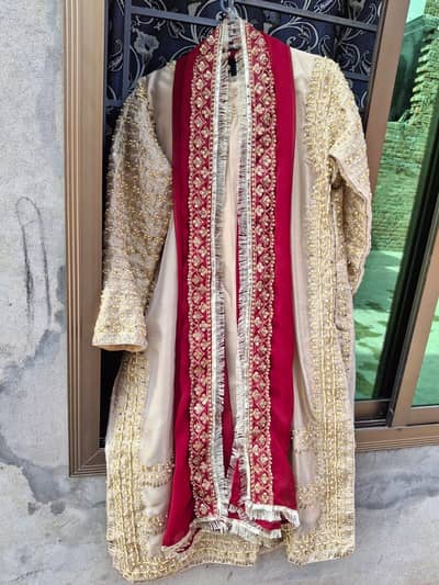 Banarsi Silk with Red embroidered Dupata