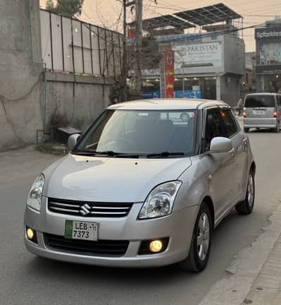 Suzuki swift DLX 1.3